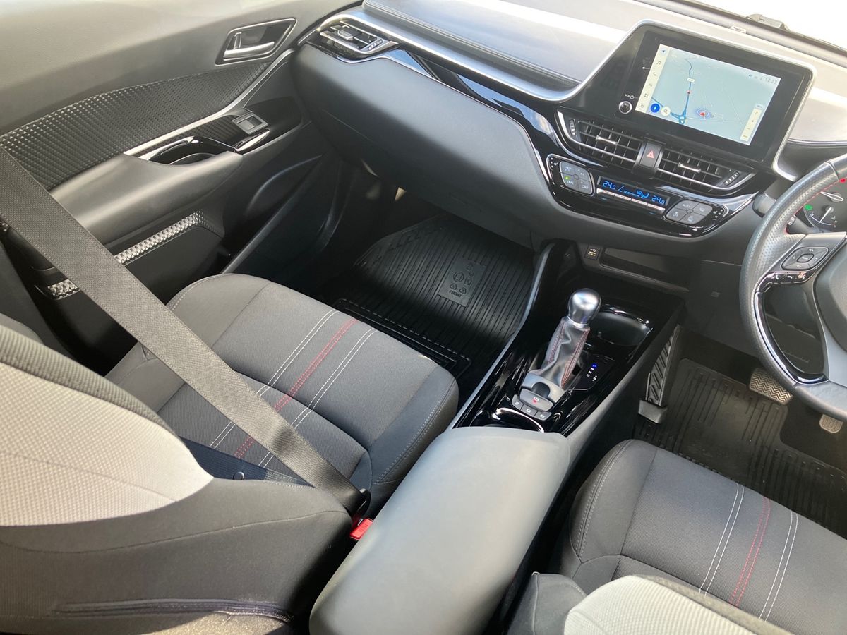 Used Toyota C-HR 2022 for sale - 76638202: Photo 17