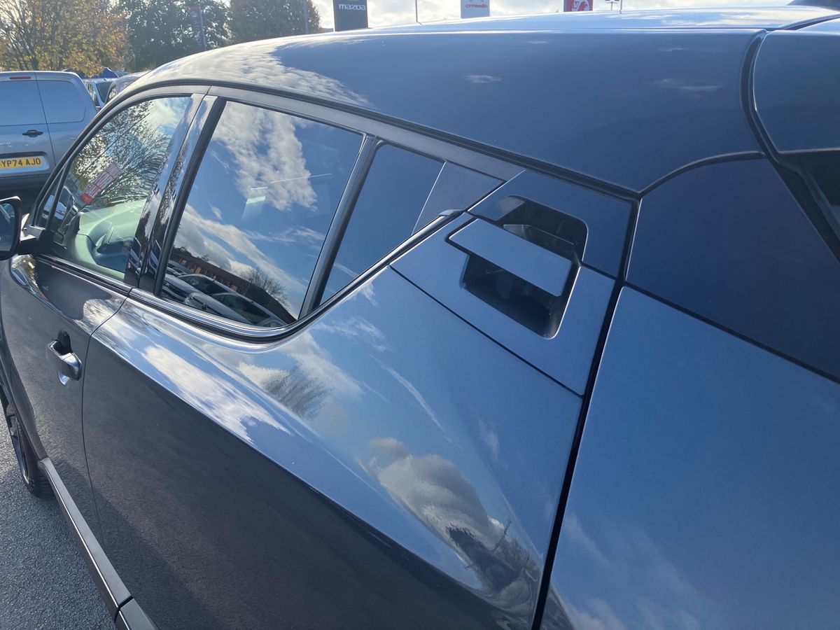 Used Toyota C-HR 2022 for sale - 76638202: Photo 24