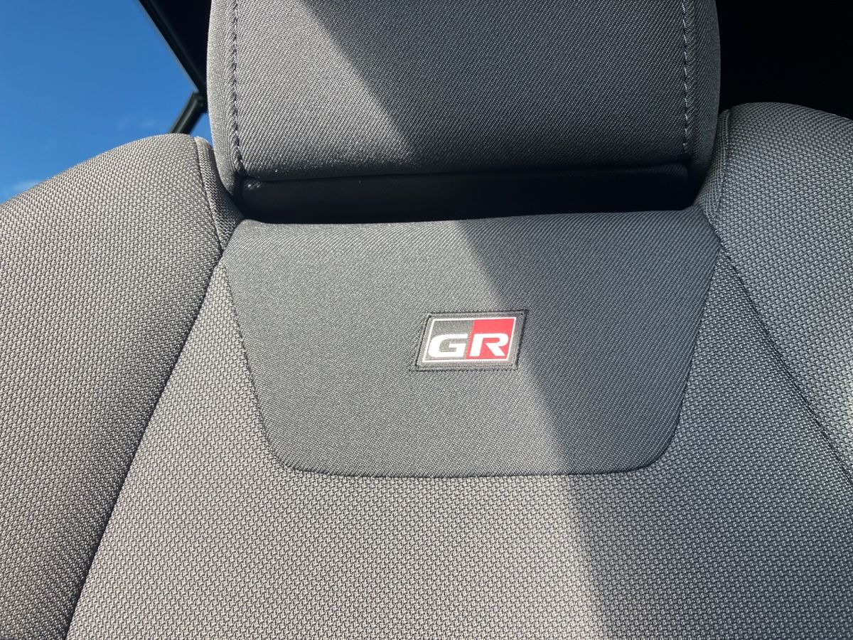 Used Toyota C-HR 2022 for sale - 76638202: Photo 32