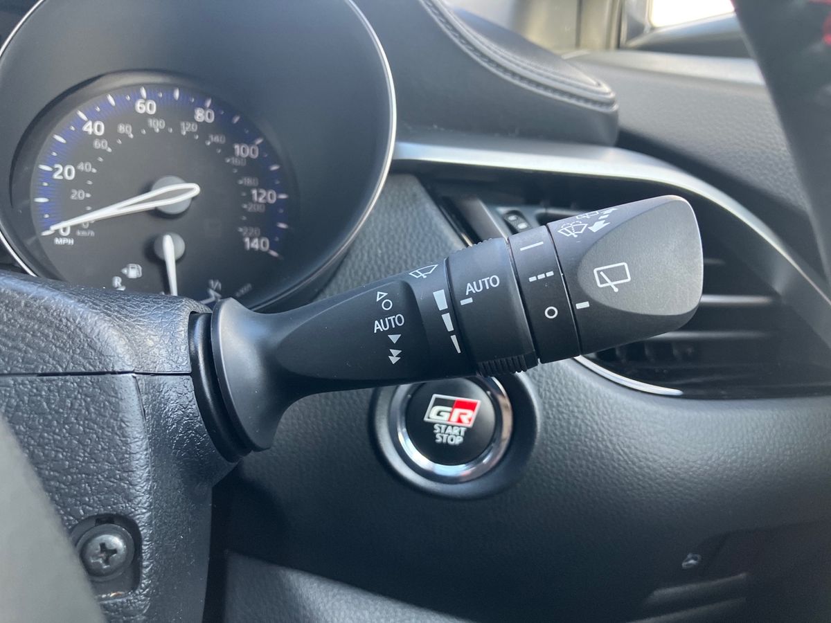 Used Toyota C-HR 2022 for sale - 76638202: Photo 42