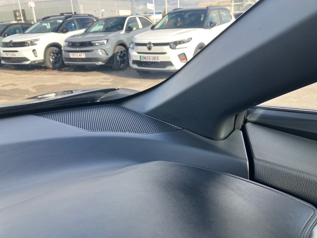 Used Toyota C-HR 2022 for sale - 76638202: Photo 44