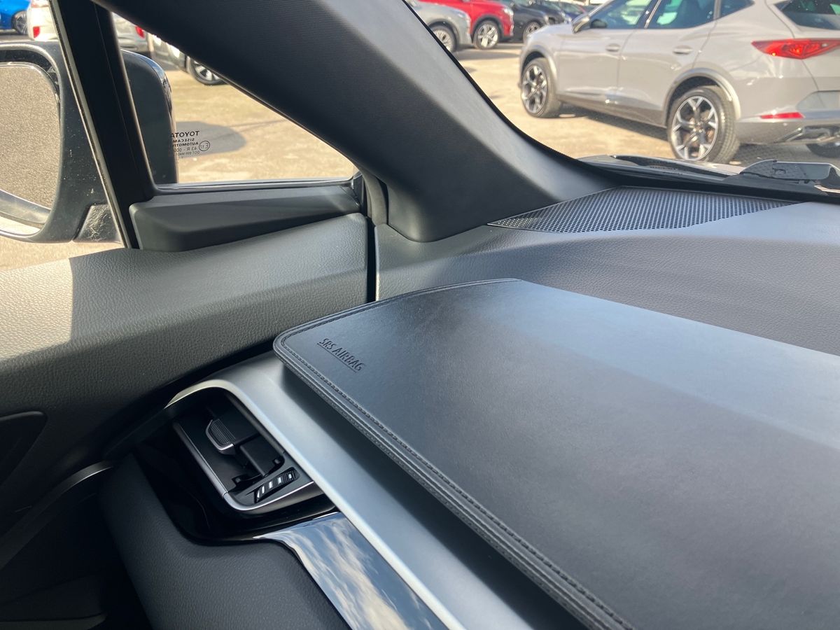 Used Toyota C-HR 2022 for sale - 76638202: Photo 45