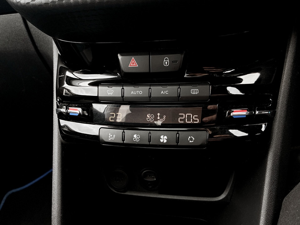 Used Peugeot 2008 2018 for sale - 77997894: Photo 32