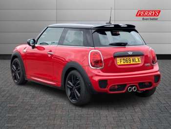 Used MINI Hatch 2019 for sale - 74928103: Photo