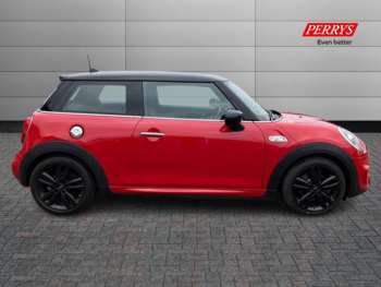 Used MINI Hatch 2019 for sale - 74928103: Photo