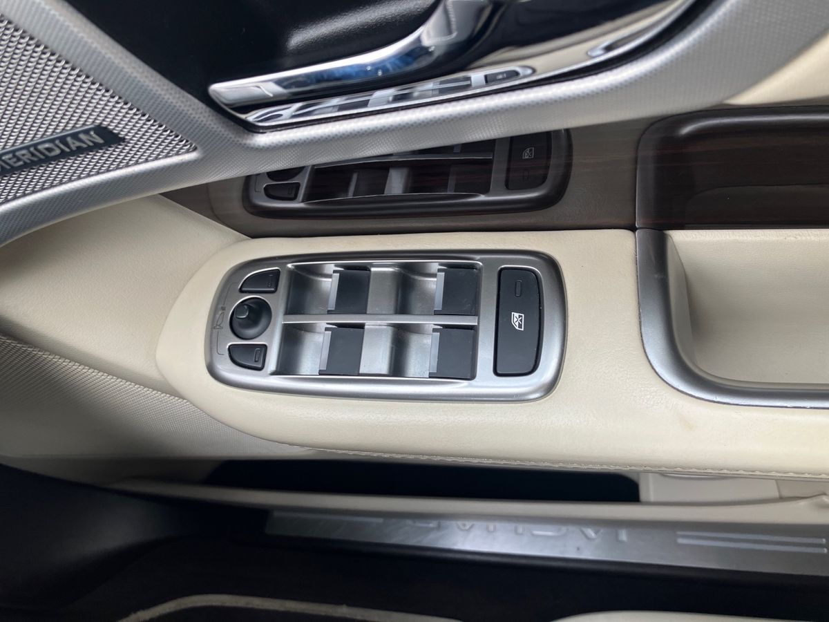 Used Jaguar XF 2015 for sale - 76158344: Photo 18
