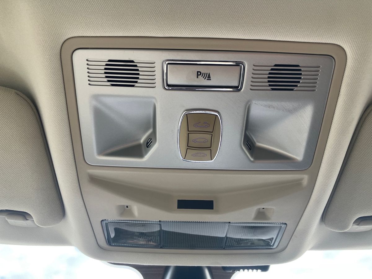 Used Jaguar XF 2015 for sale - 76158344: Photo 39