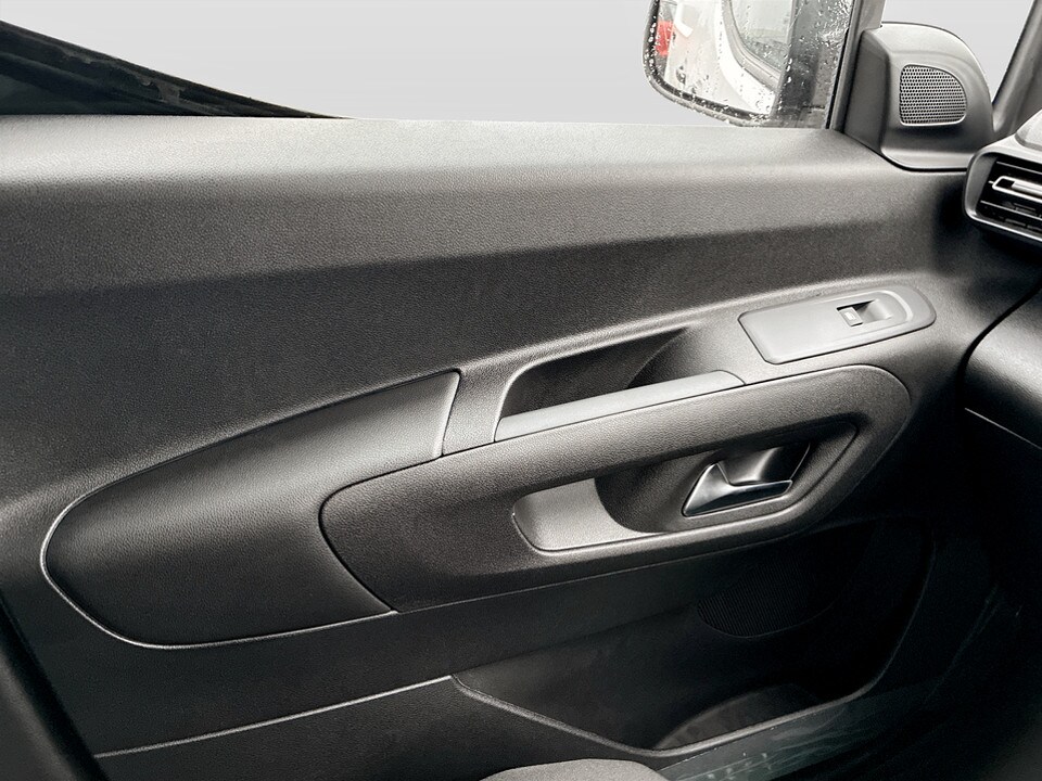 Used Vauxhall Combo 2026 for sale - 77529550: Photo 31