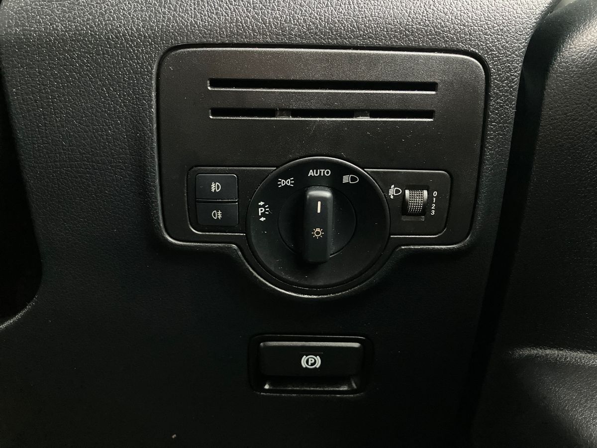 Used Mercedes-Benz Vito 2022 for sale - 77148757: Photo 40