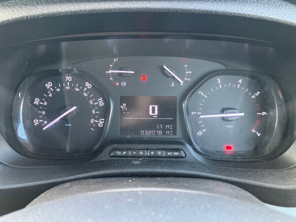 Used Vauxhall Vivaro 2022 for sale - 76128225: Photo 16