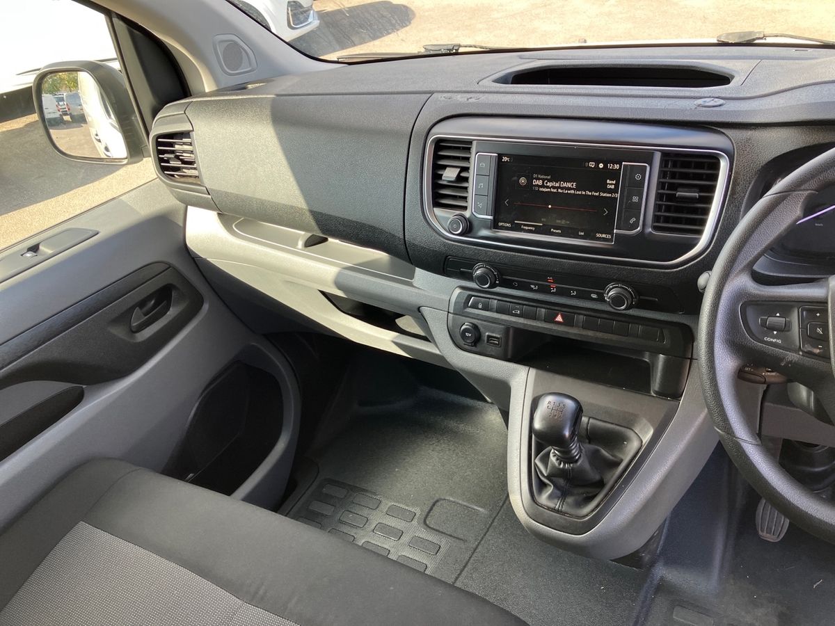 Used Vauxhall Vivaro 2022 for sale - 76128225: Photo 17