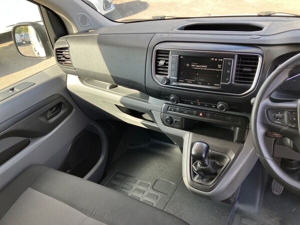 Used Vauxhall Vivaro 2022 for sale - 76128225: Photo 20