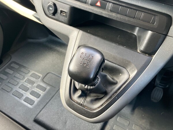 Used Vauxhall Vivaro 2022 for sale - 76128225: Photo 37