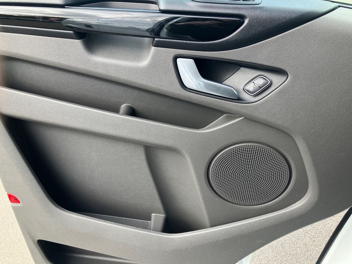 Used Ford Transit Custom 2023 for sale - 75983237: Photo 25