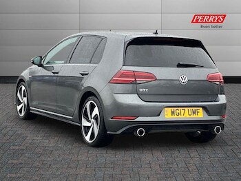 Used Volkswagen Golf 2017 for sale - 77180303: Photo