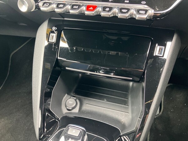 Used Peugeot 208 2020 for sale - 76310938: Photo 36