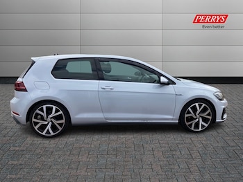 Used Volkswagen Golf 2018 for sale - 75390775: Photo