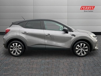 Used Renault Captur 2022 for sale - 77113756: Photo