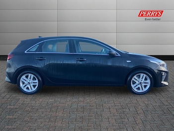 Used Kia Ceed 2018 for sale - 77100011: Photo