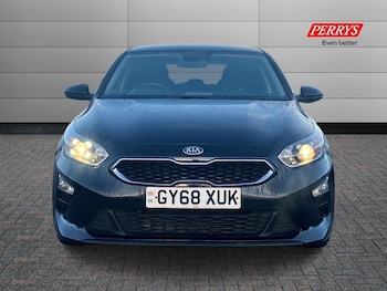 Used Kia Ceed 2018 for sale - 77100011: Photo