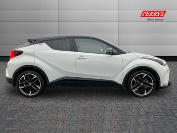 Used Toyota C-HR 2022 for sale - 77148756: Photo