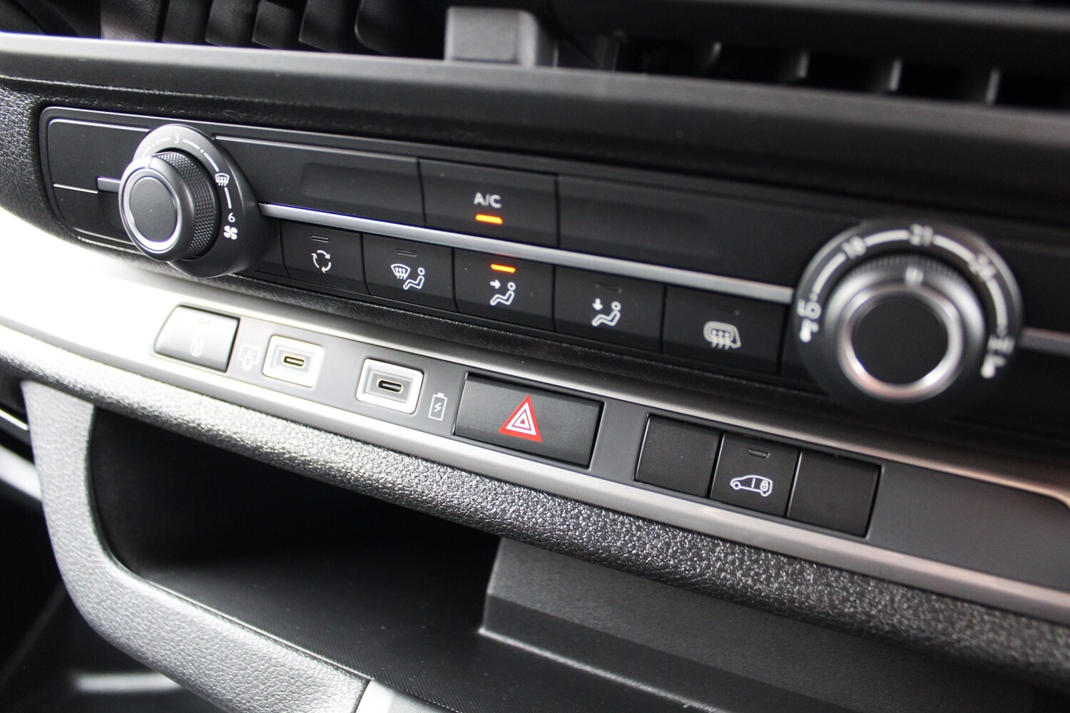 Used Vauxhall Vivaro 2024 for sale - 77113739: Photo 38