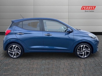 Used Hyundai i10 2024 for sale - 76310975: Photo