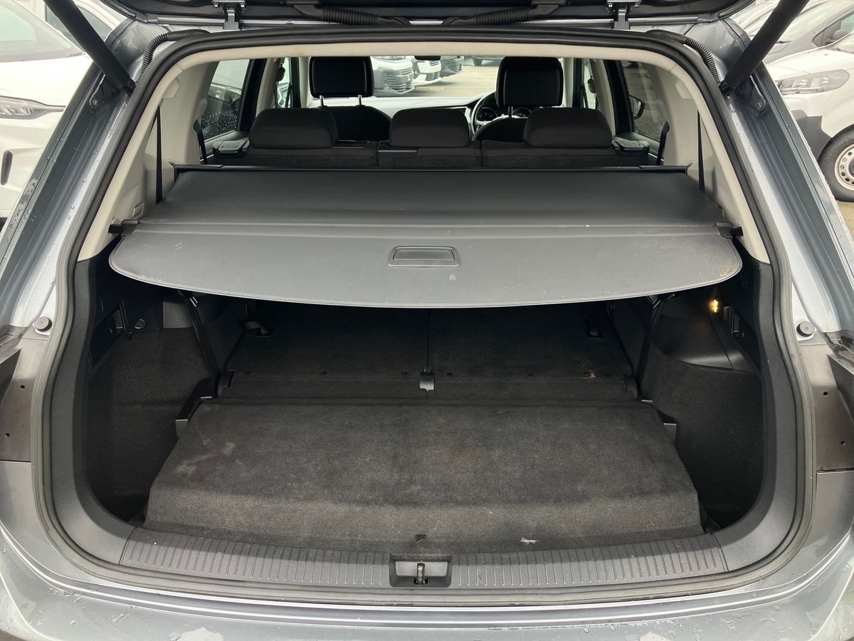 Used Volkswagen Tiguan Allspace 2020 for sale - 77340802: Photo 28