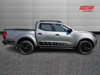 Used Nissan Navara 2021 for sale - 74927920: Photo