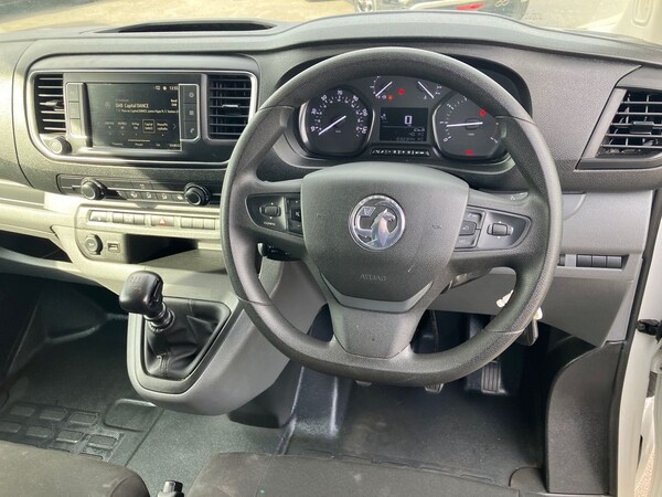Used Vauxhall Vivaro 2022 for sale - 76158227: Photo 17