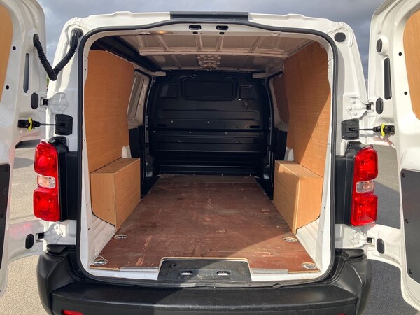 Used Vauxhall Vivaro 2022 for sale - 76158227: Photo 23