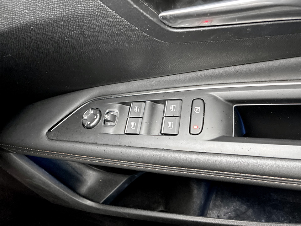 Used Peugeot 3008 2022 for sale - 77340760: Photo 37