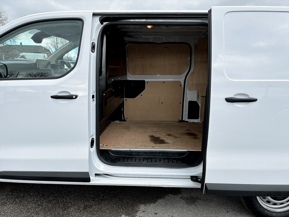 Used Vauxhall Vivaro 2024 for sale - 77846028: Photo 25