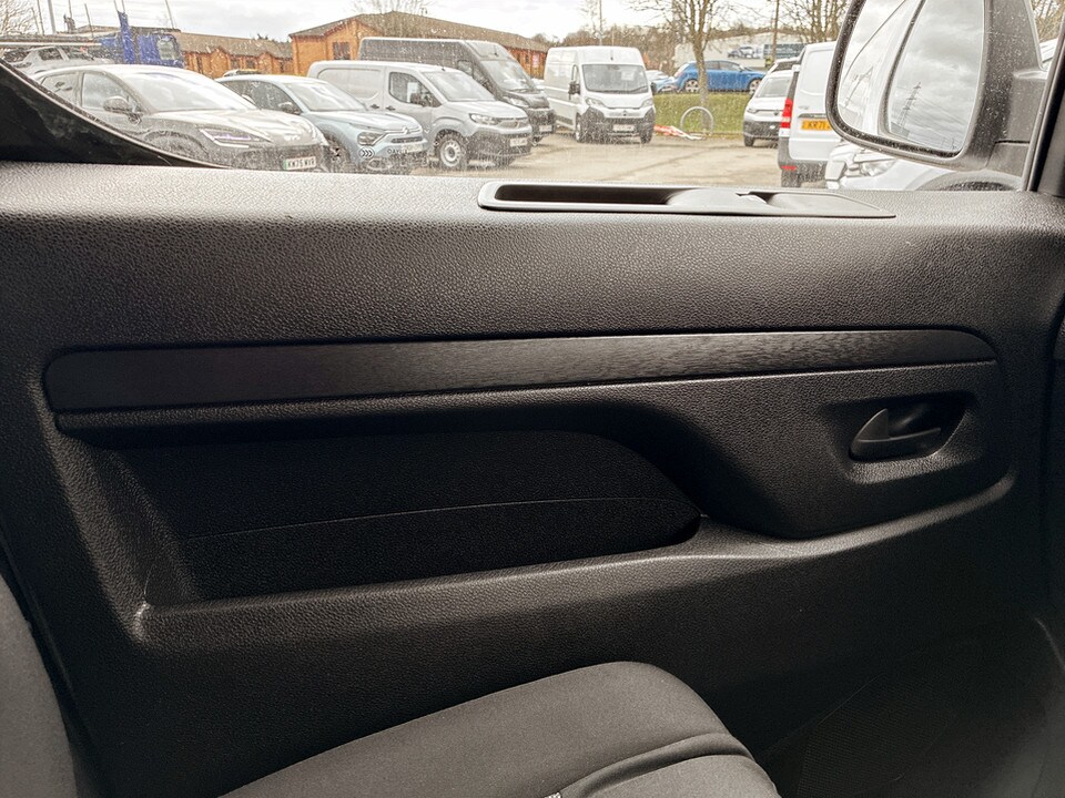 Used Vauxhall Vivaro 2024 for sale - 77846028: Photo 40