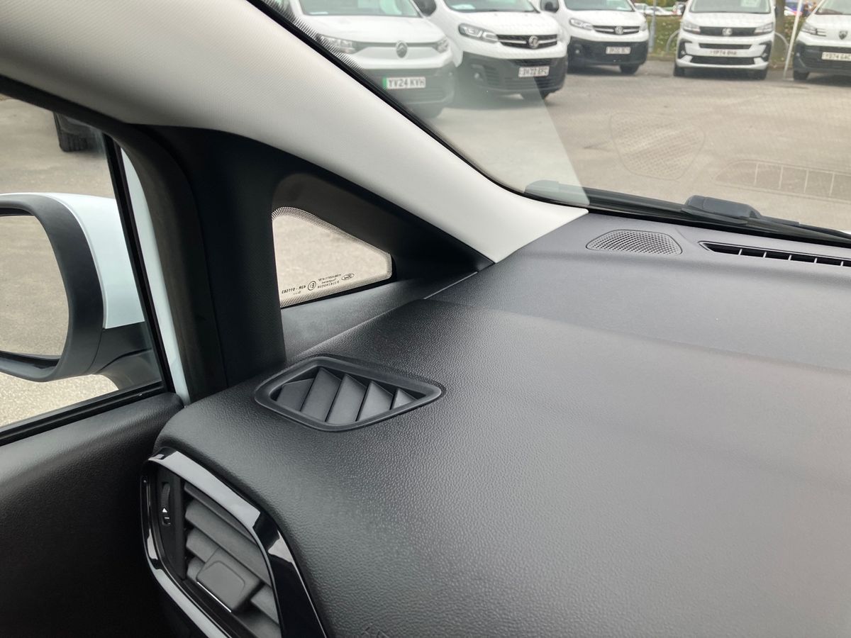 Used Ford Fiesta 2021 for sale - 76311107: Photo 40