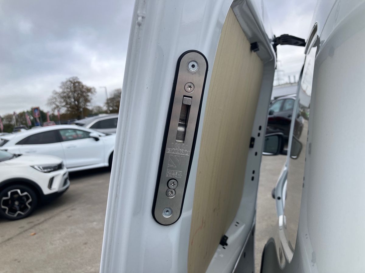 Used Renault Kangoo 2023 for sale - 76142119: Photo 25