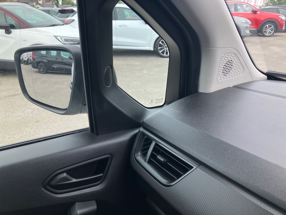 Used Renault Kangoo 2023 for sale - 76142119: Photo 47