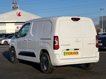 Used Citroen Berlingo 2024 for sale - 76931799: Photo