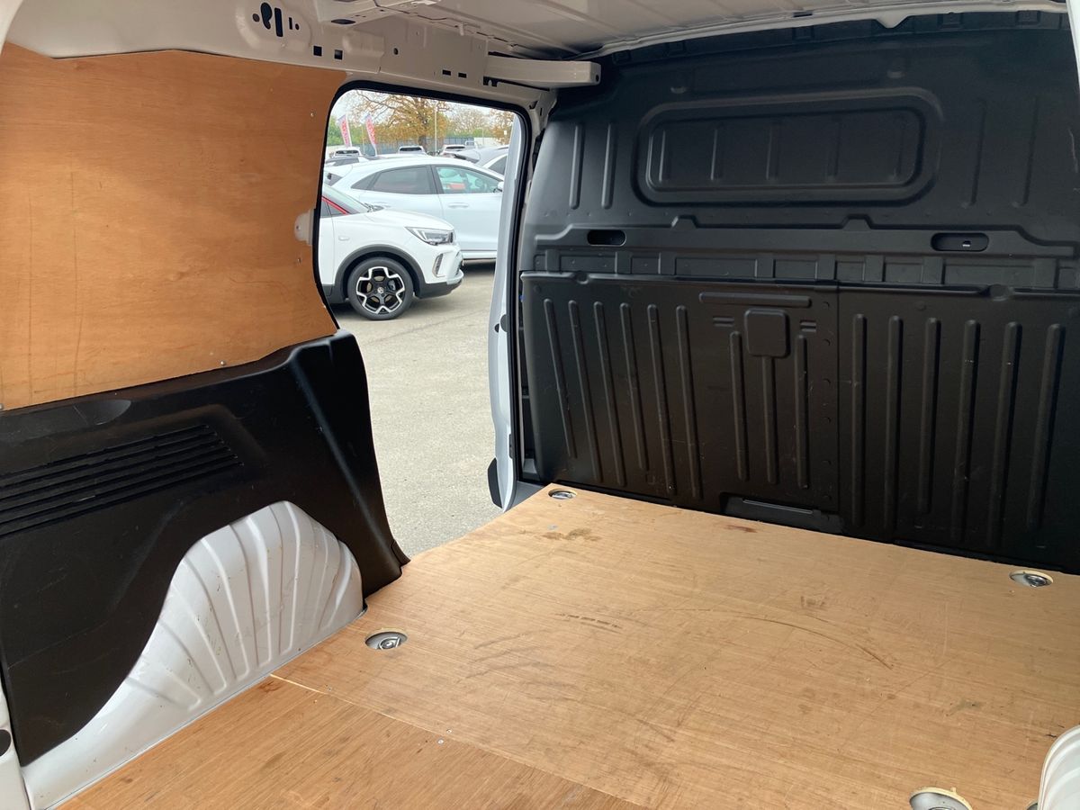 Used Vauxhall Combo 2024 for sale - 76288198: Photo 24