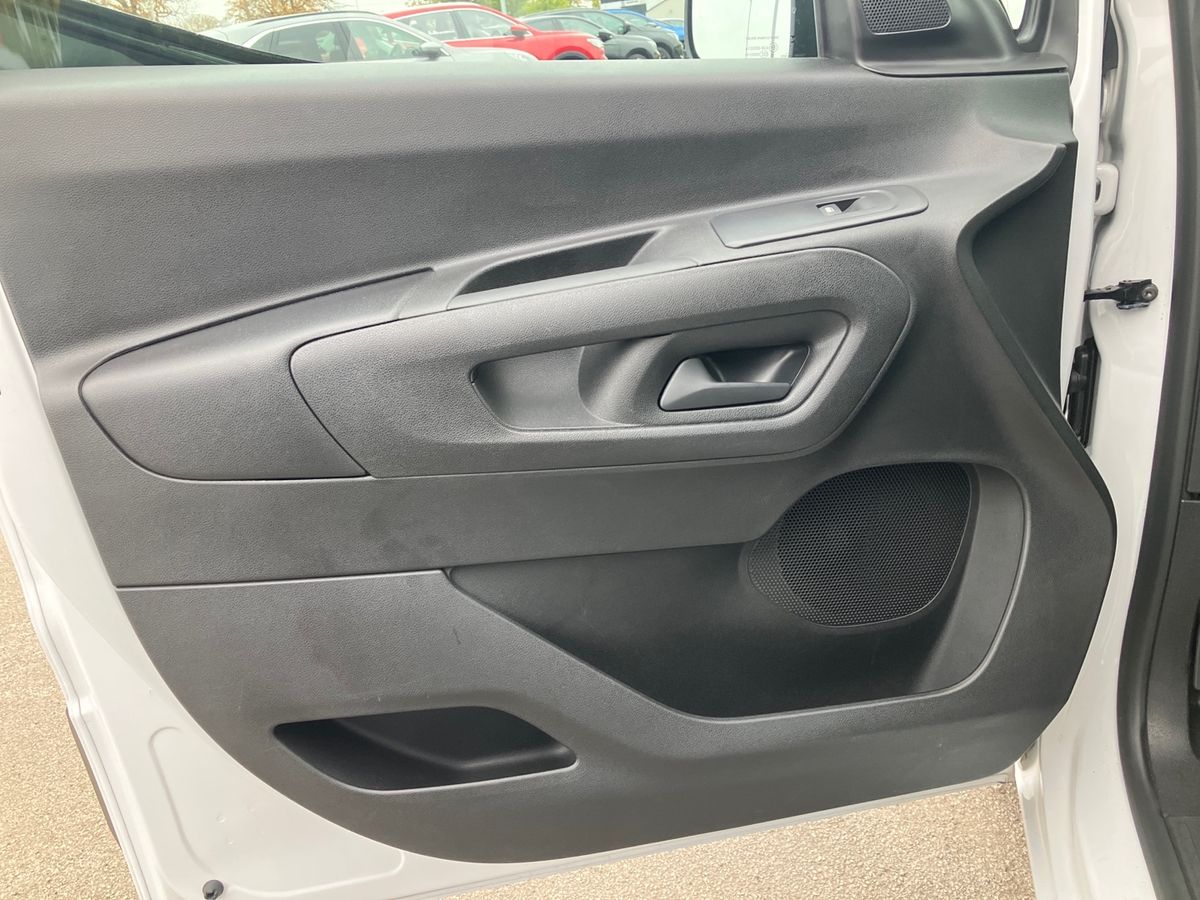 Used Vauxhall Combo 2024 for sale - 76288198: Photo 28