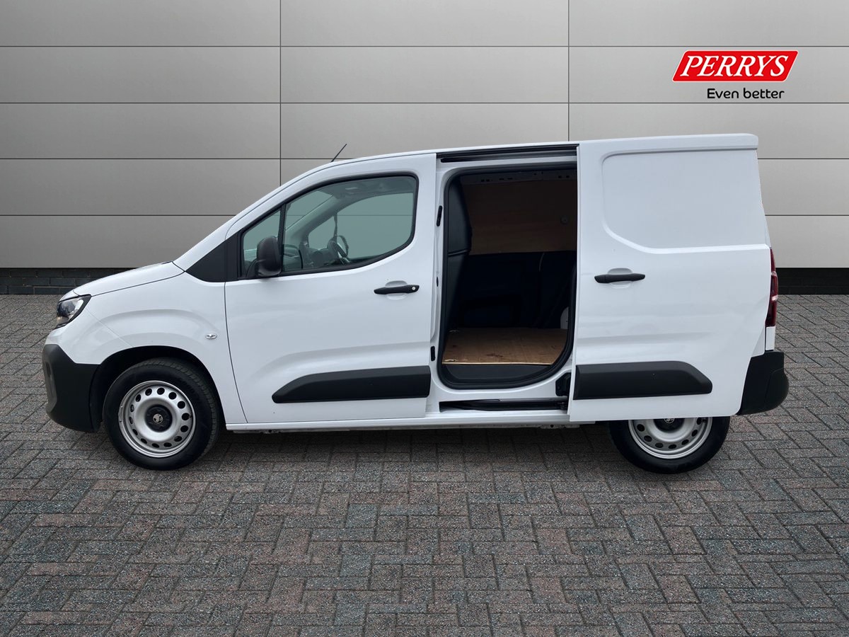 Used Vauxhall Combo 2024 for sale - 76288198: Photo 3