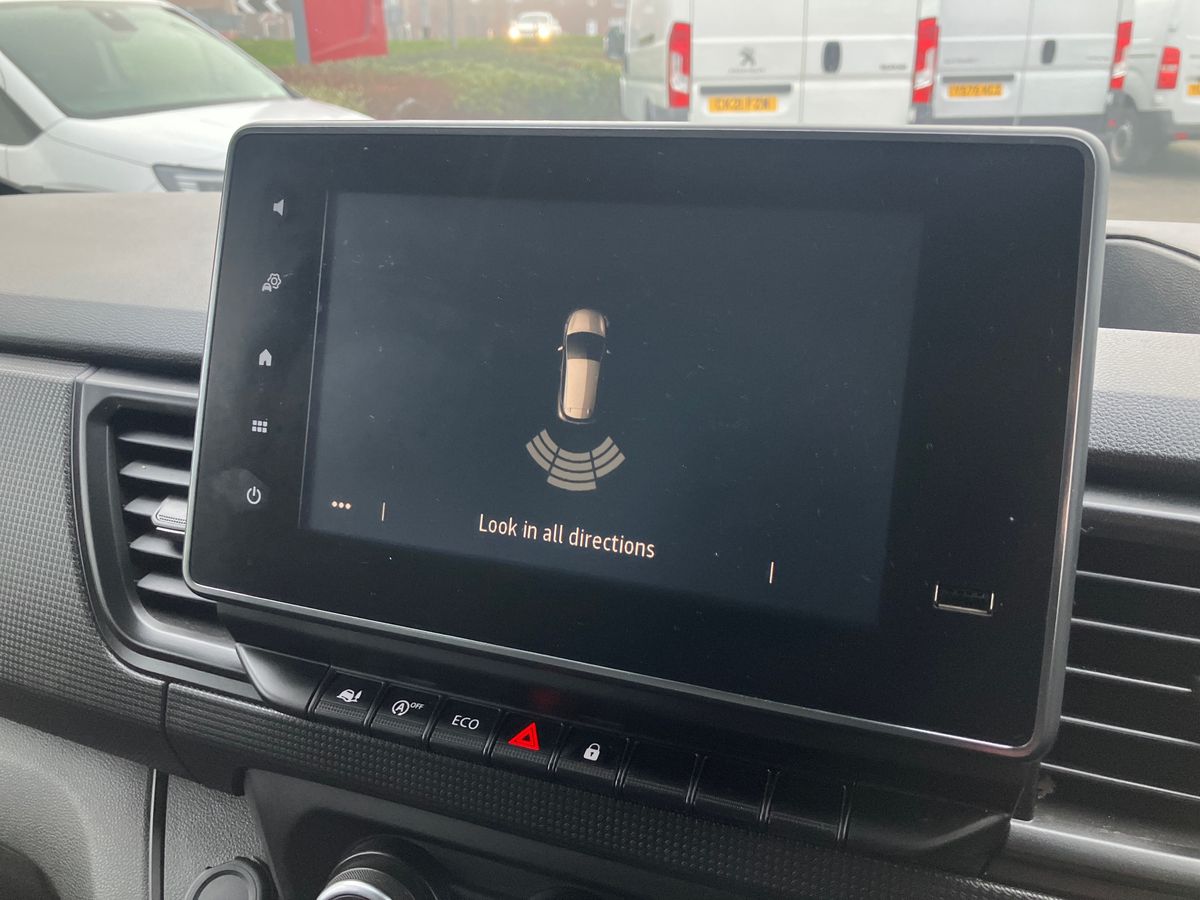 Used Renault Trafic 2022 for sale - 77350667: Photo 42