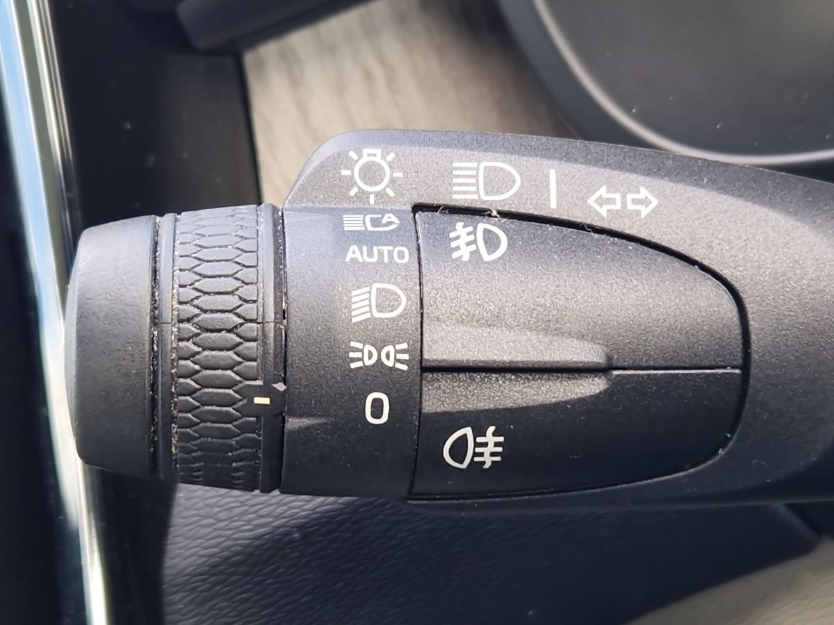 Used Volvo XC40 2020 for sale - 76969422: Photo 24