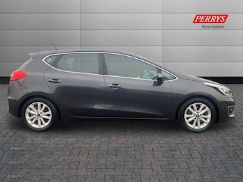 Used Kia Ceed 2016 for sale - 76931823: Photo