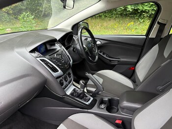 Used Ford Focus 2011 for sale - 75647311: Photo