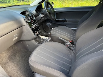 Used Vauxhall Corsa 2012 for sale - 75949869: Photo