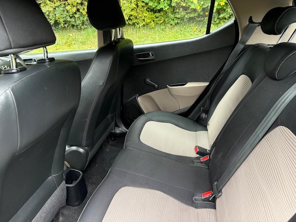 Used Hyundai i10 2015 for sale - 76227479: Photo 12