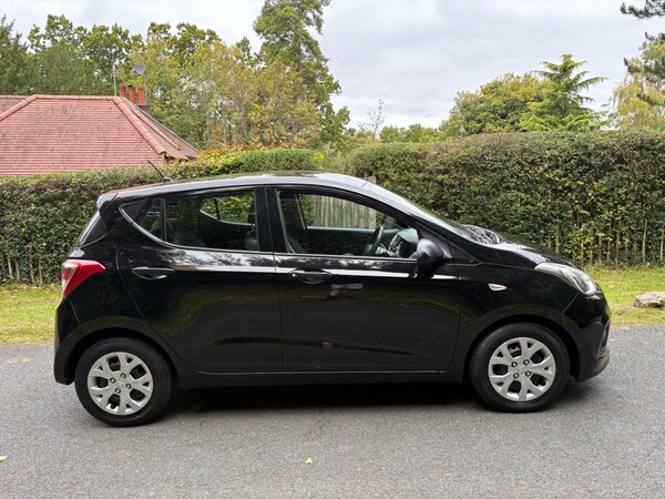Used Hyundai i10 2015 for sale - 76227479: Photo 16
