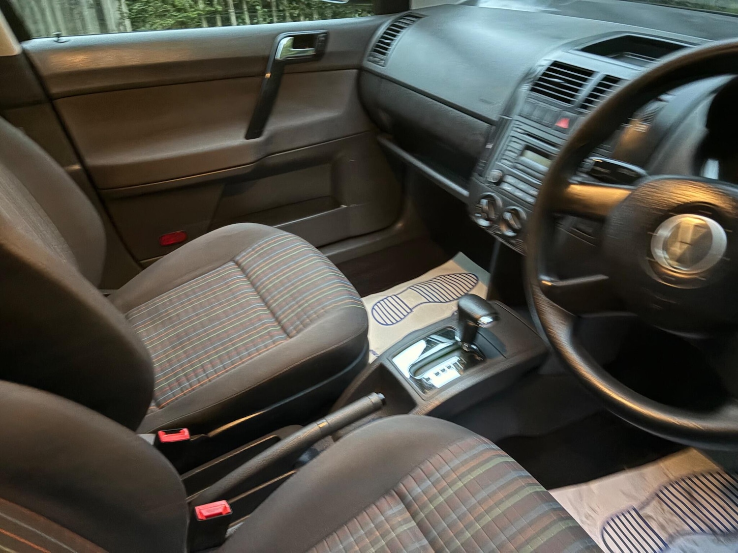 Used Volkswagen Polo 2005 for sale - 76327033: Photo 7