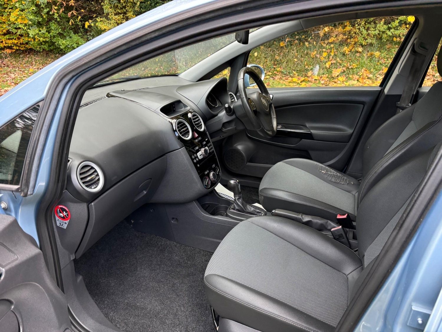 Used Vauxhall Corsa 2009 for sale - 76597090: Photo 15